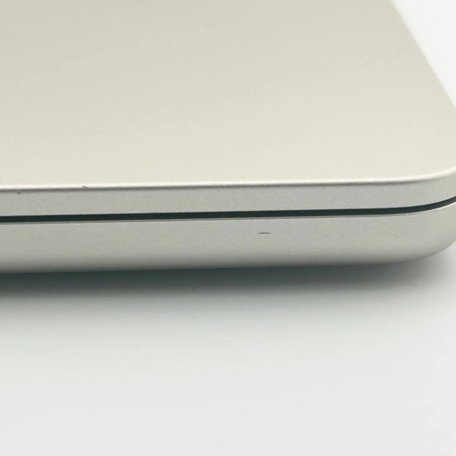 2022 Apple MacBook Air 13.6" M2 8C GPU 3.5GHz 8GB RAM 256GB SSD MLY13LL/A - Image 17