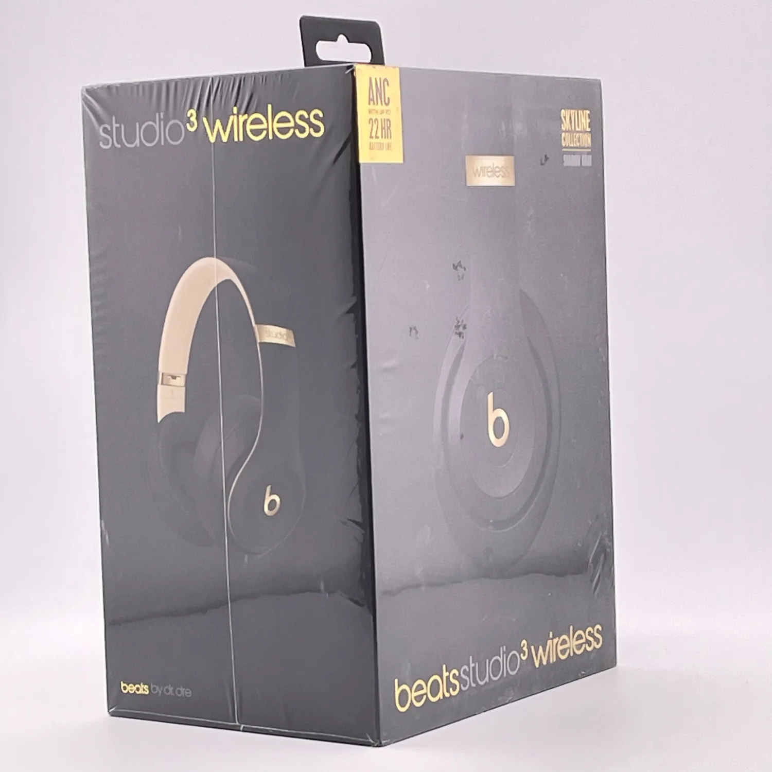 New Beats Studio3 Wireless Over-Ear Bluetooth Headphones Skyline Collection - Image 10