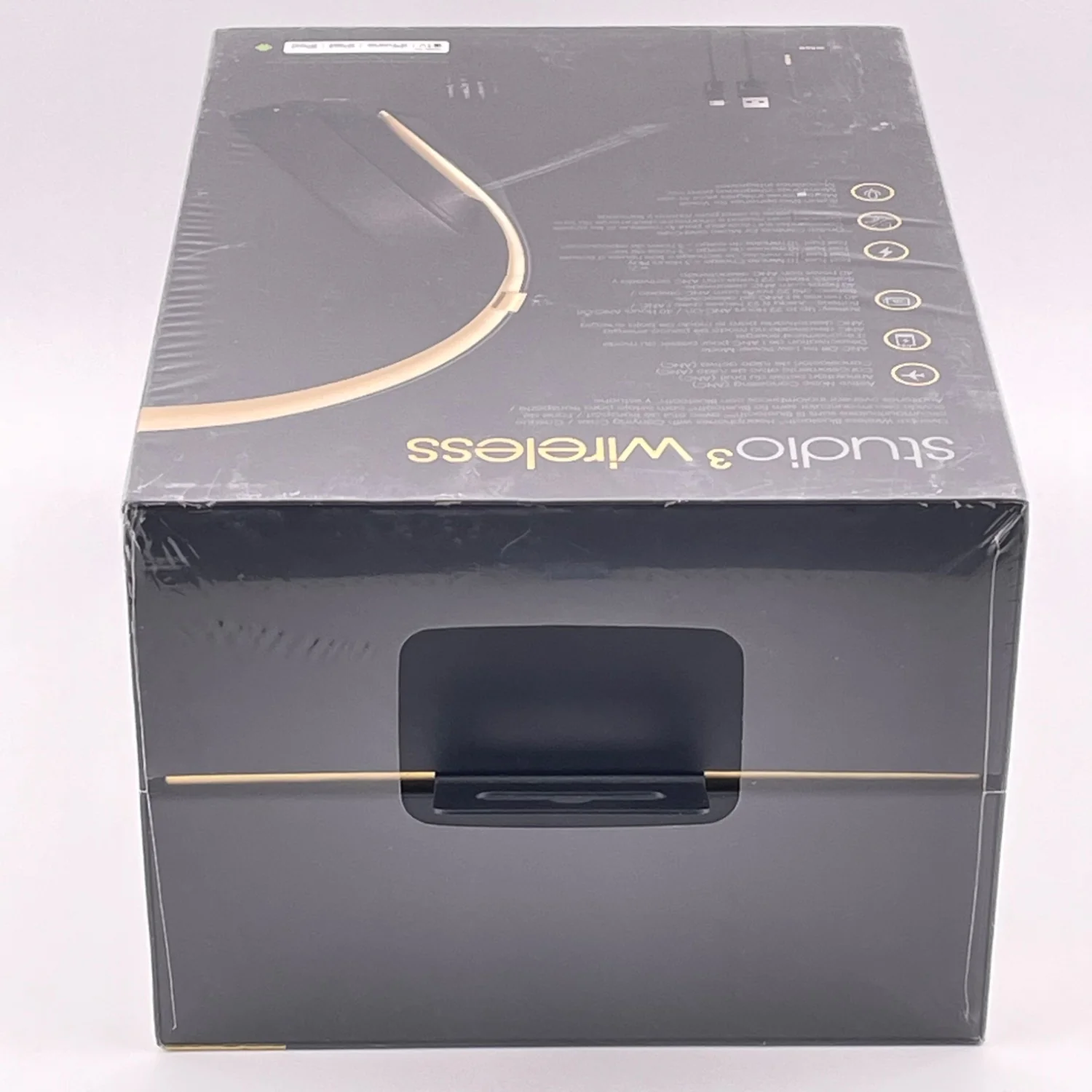 New Beats Studio3 Wireless Over-Ear Bluetooth Headphones Skyline Collection - Image 7