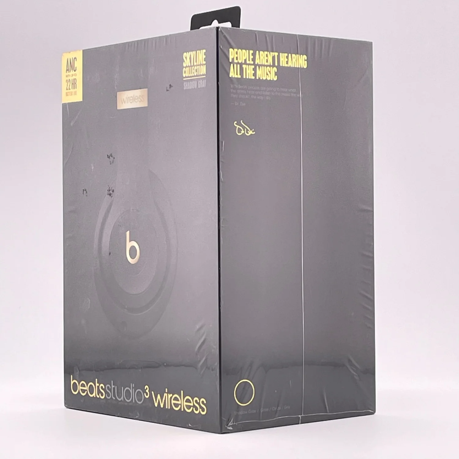 New Beats Studio3 Wireless Over-Ear Bluetooth Headphones Skyline Collection - Image 9