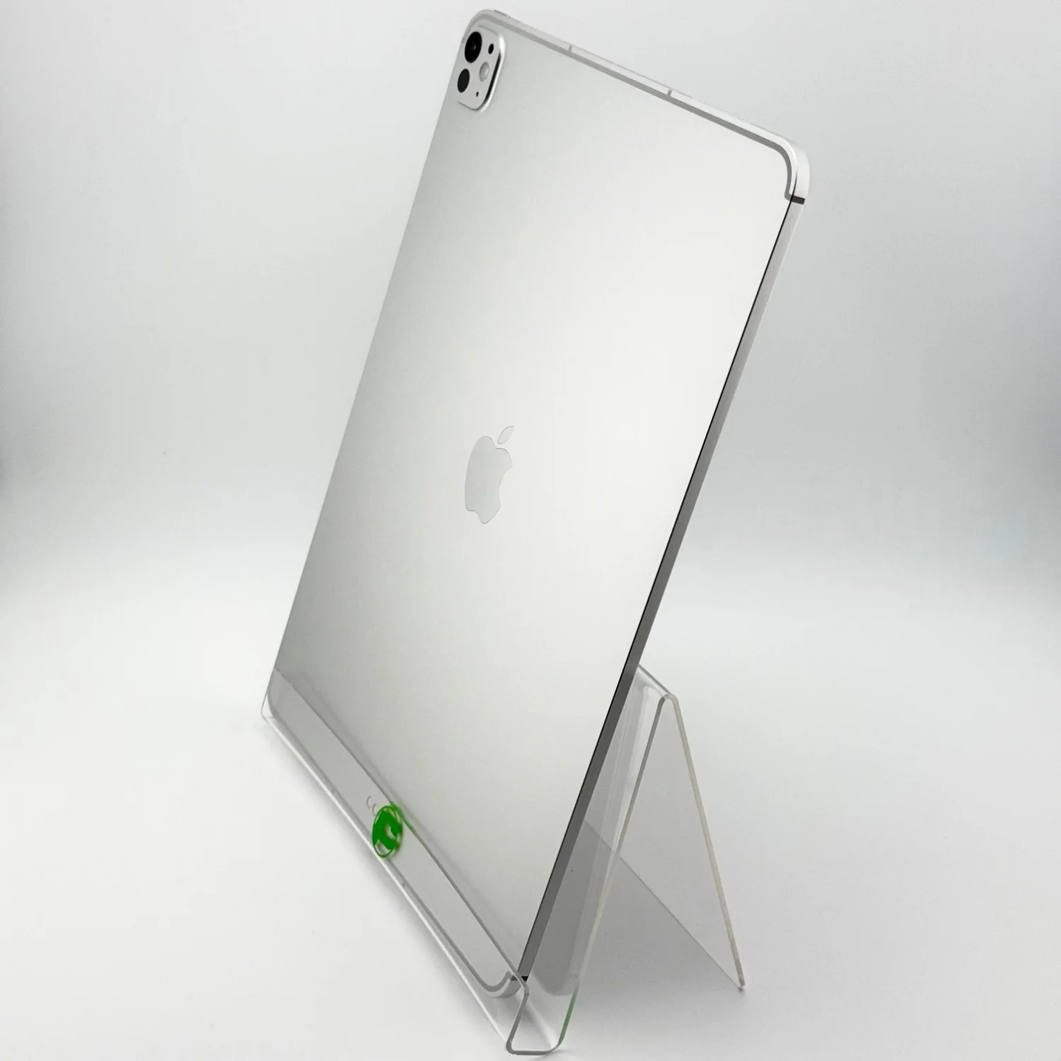 Unlocked Apple iPad Pro 13" M5 512GB Silver ME8C4LL/A - Image 3